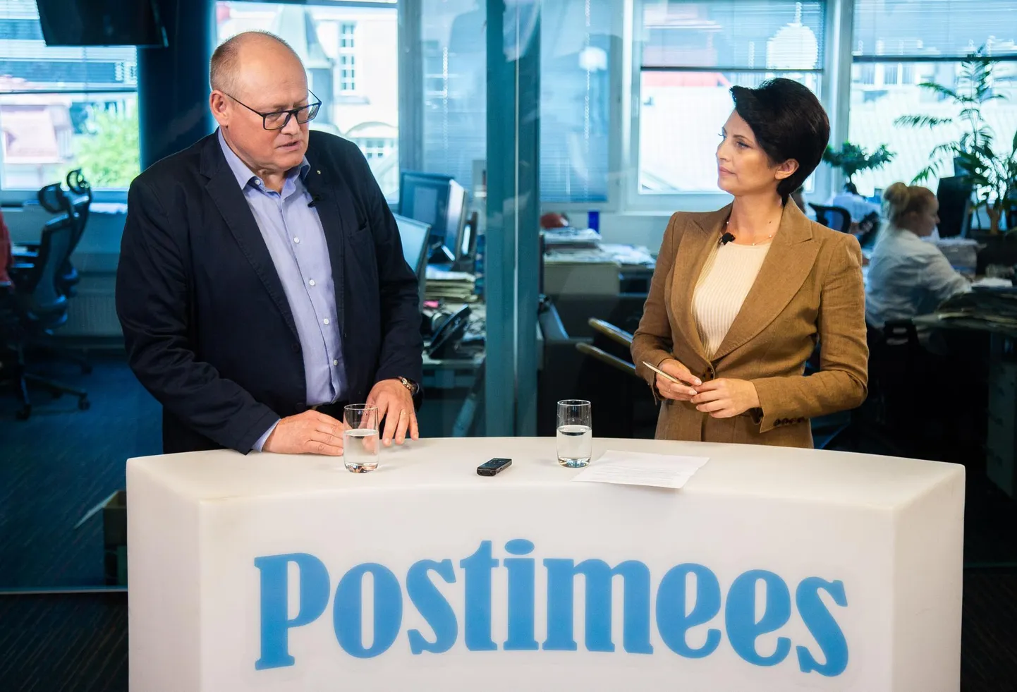 Raivo Vare saates «Otse Postimehest». saatejuht Jelena Poverina