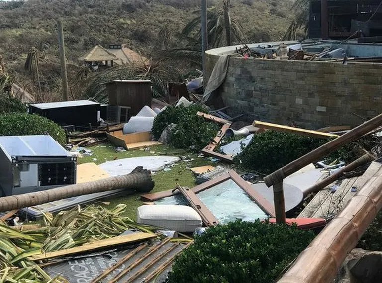Orkaan Irma hävitustöö Neckeri saarel