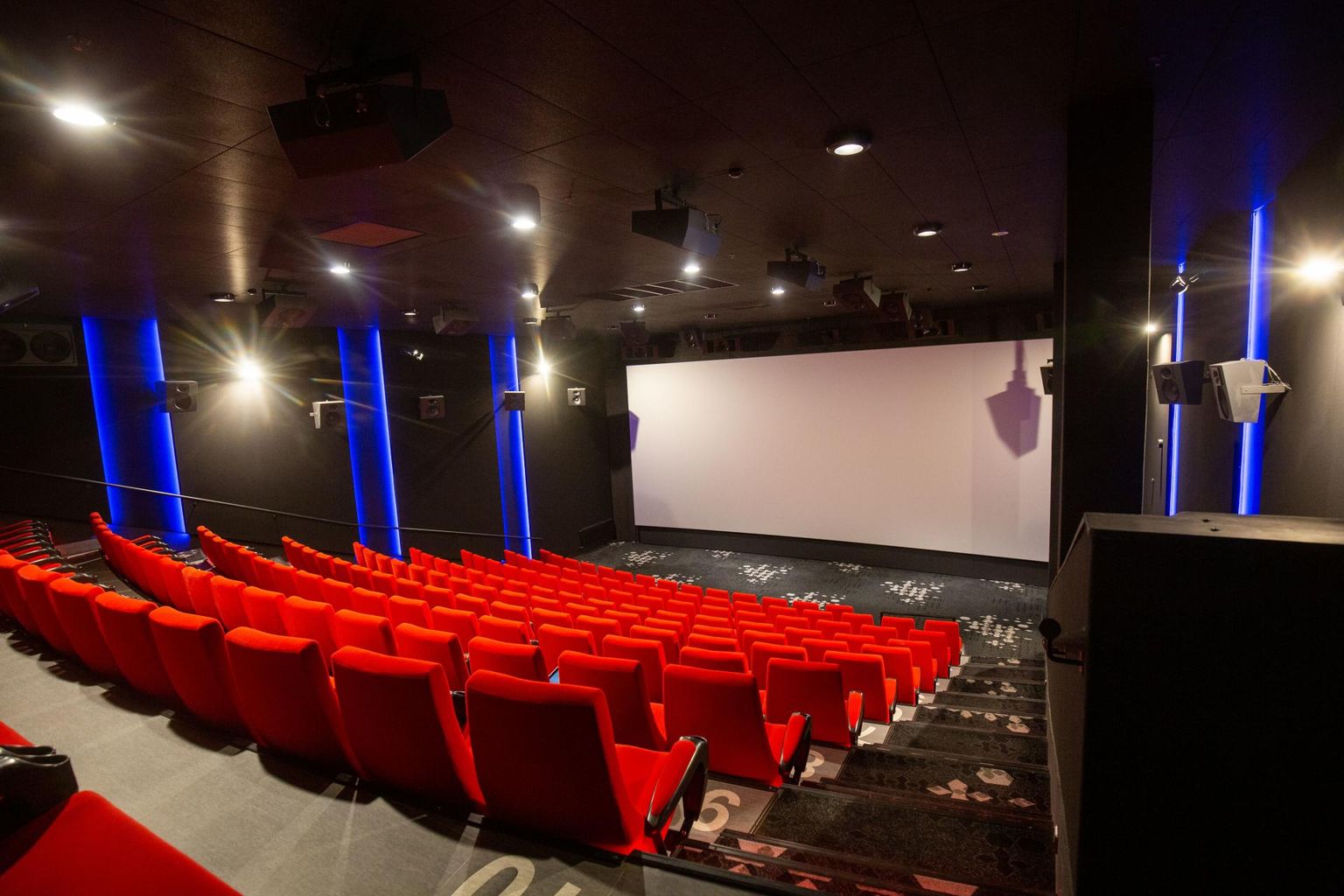 Centrumi kinosaal Viljandis.