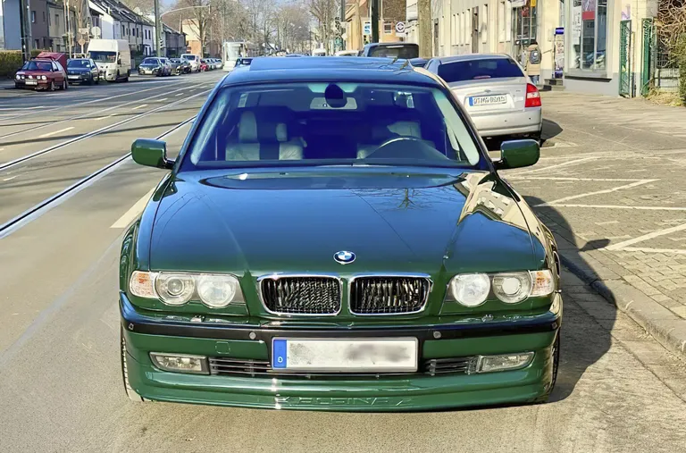 BMW Alpina B12