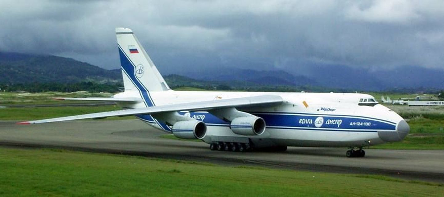 Transpordilennuk AN-124 Condor