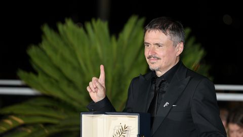 Kannu galveno balvu saņem rumāņu režisora Mundžu filma par kristiešu ģimeni Norvēģijā