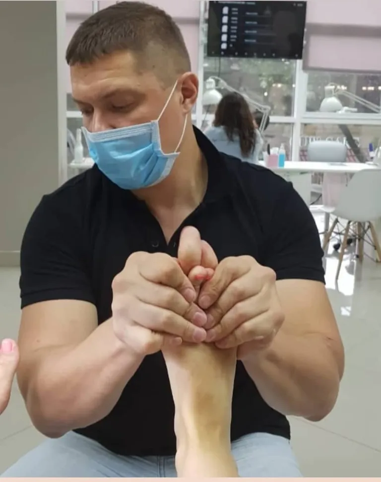 Дмитрий Братчиков