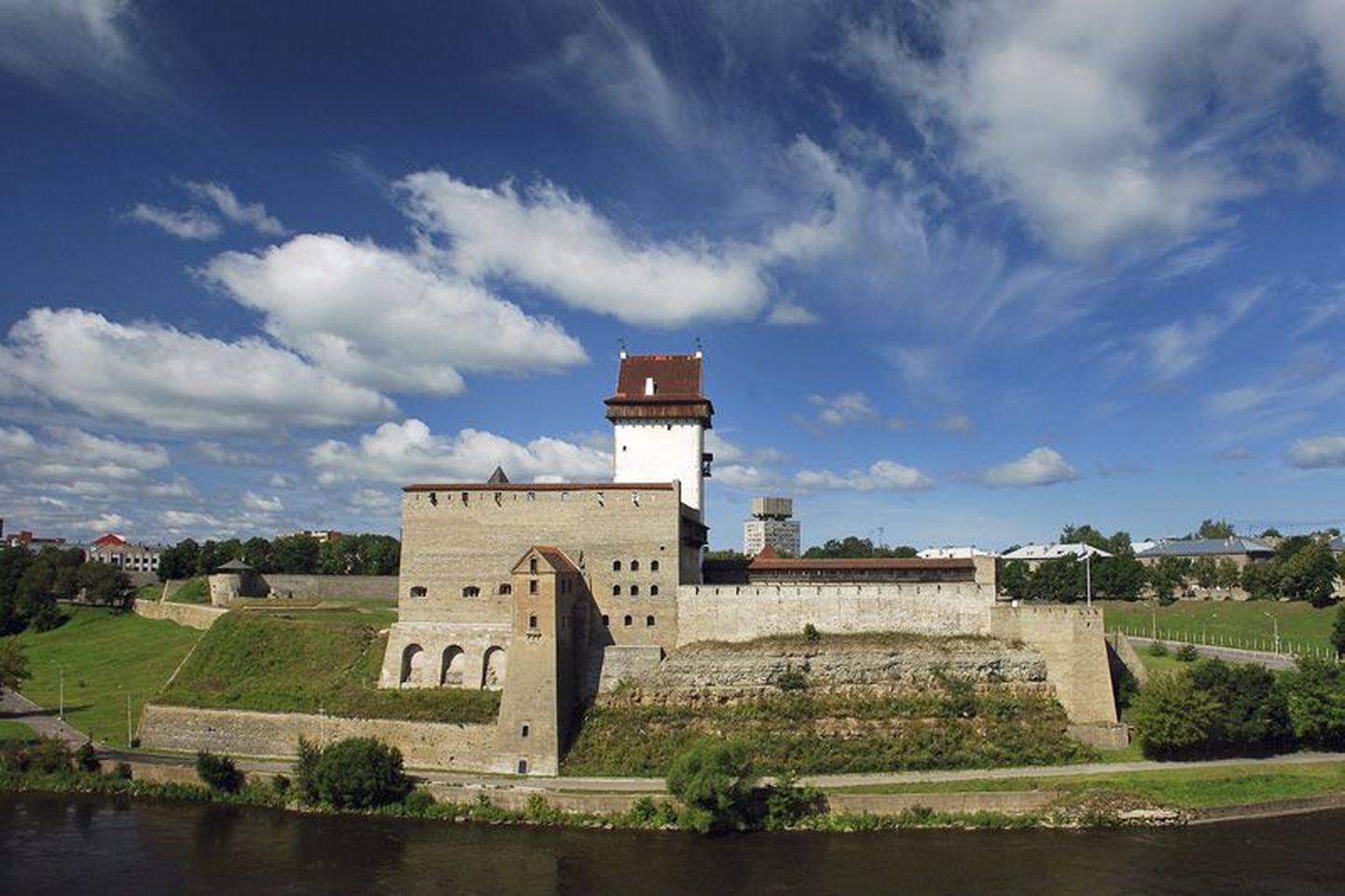 Narva Hermanni kindlus.