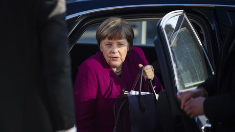 Merkel on võimuleppe sünni nimel valmis «valusaid kompromisse»