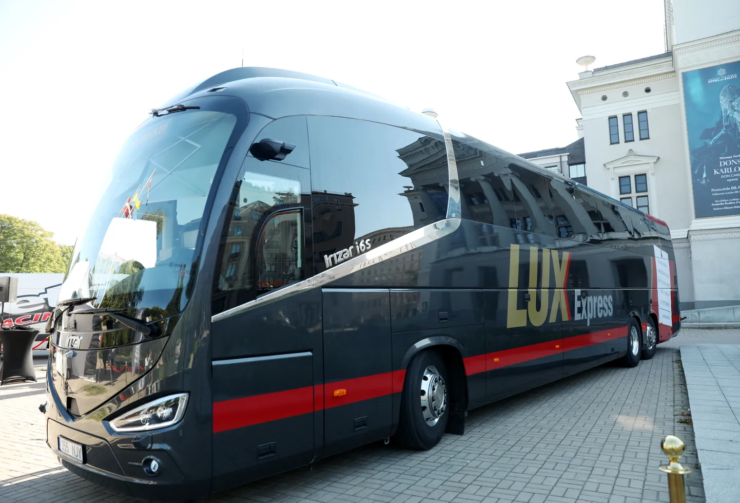 "Lux Express" autobuss.