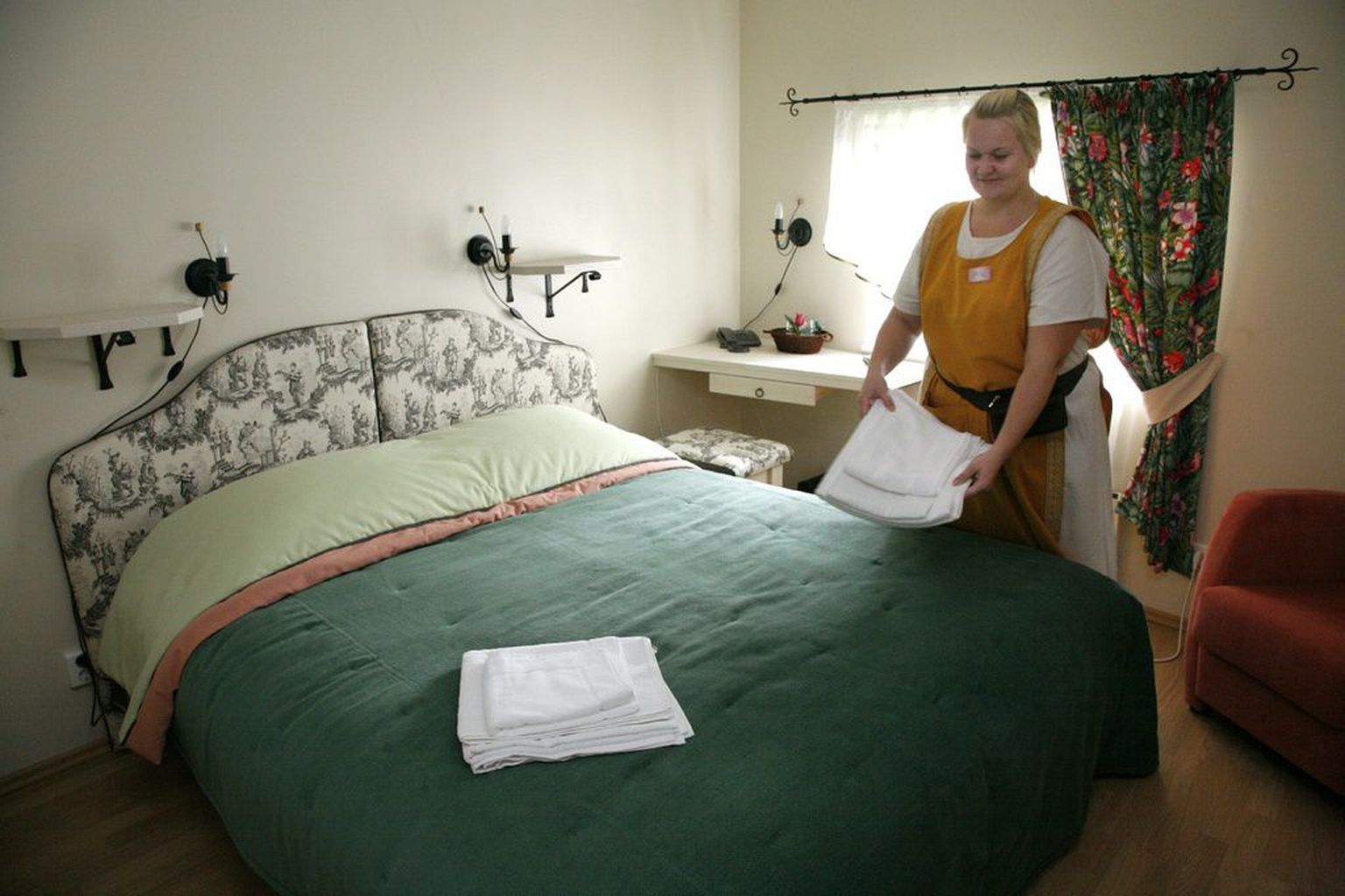 Turismi kõrghooajal võib Kuressaare hotellides vaba voodi leidmisega raskusi tekkida.