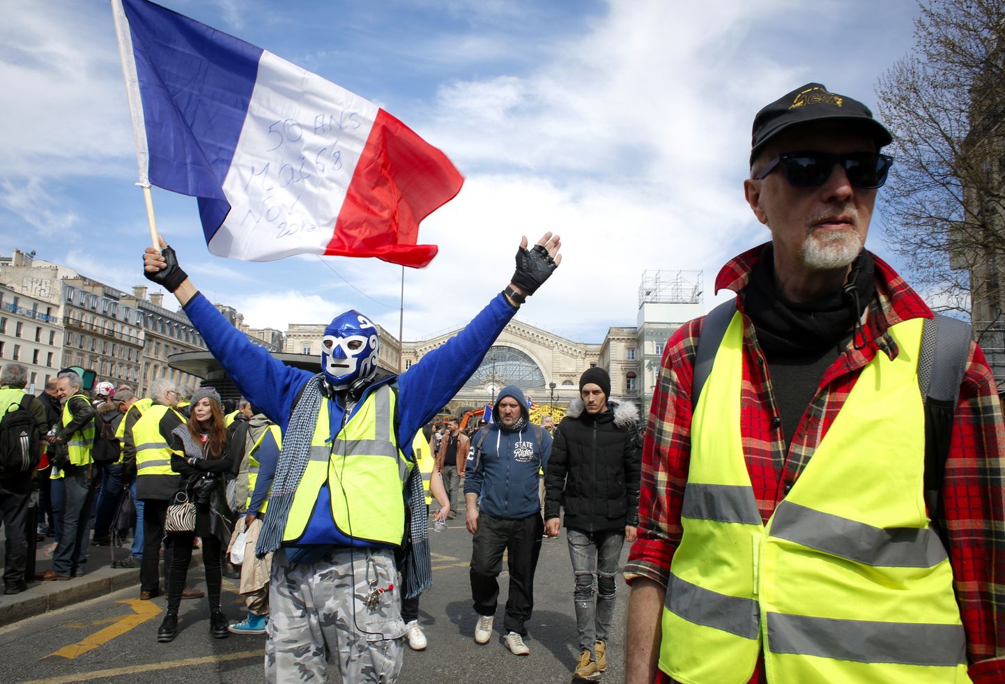 Francijā jau 20.sestdienu turpinās "Dzelteno vestu" protesti