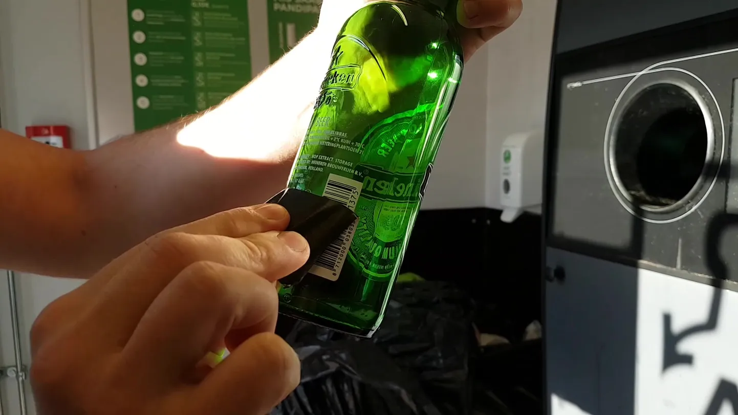 Eesti automaatidesse on sisestatud ka Lätist toodud taarat.