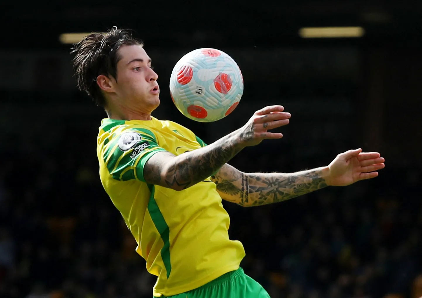 Mathias Normann mullu aprillis, kui kuulus laenulepingu alusel Inglismaa klubisse Norwich City. Samas sidus teda Rostovi klubiga Venemaal kehtiv leping.