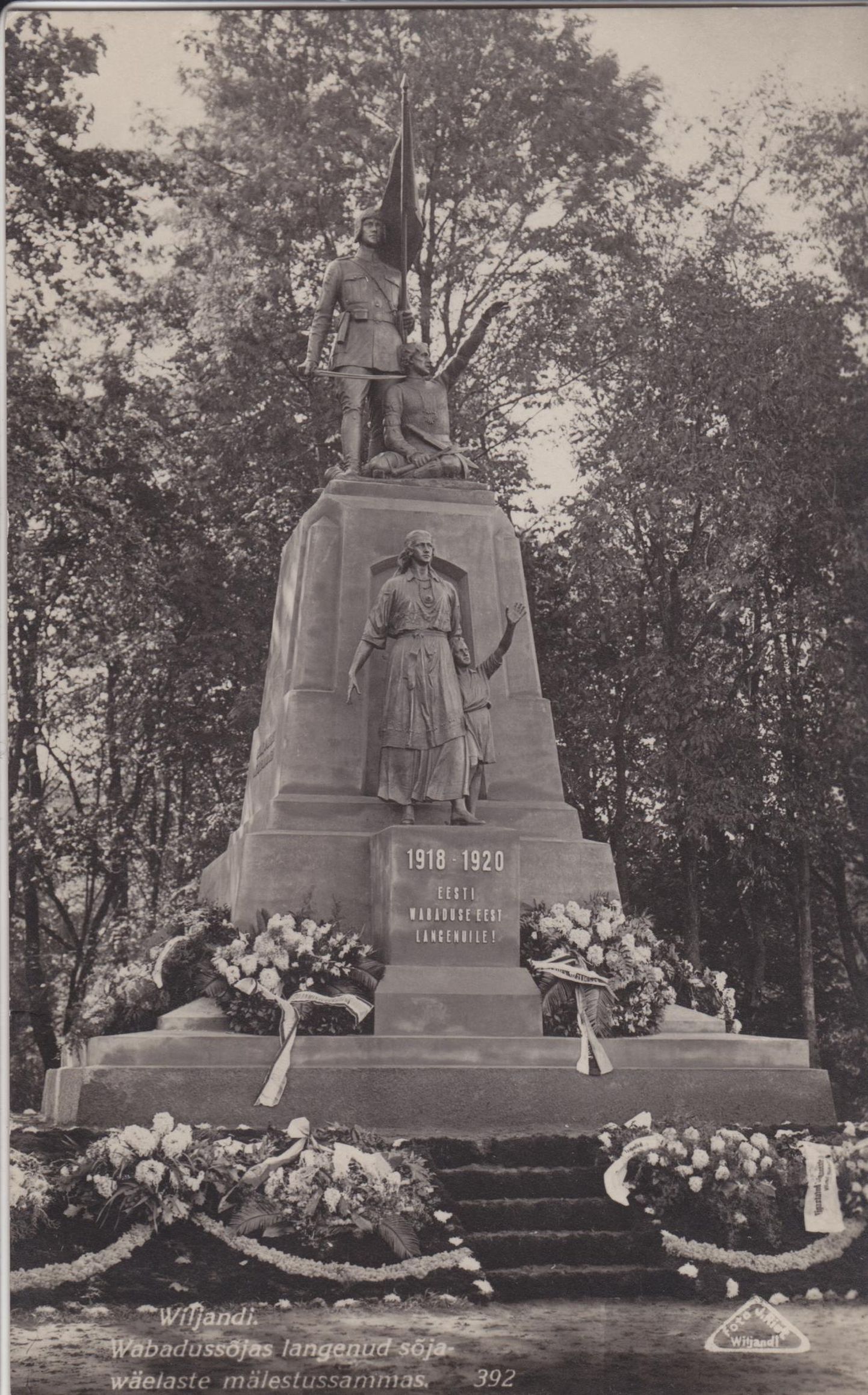 Viljandi vabadussõja mälestusmärk plaanitakse teha Amandus Adamsoni samba põhjal.