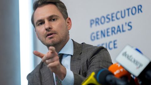 Ukraina peaprokurör astus korruptsiooniskandaali tõttu tagasi