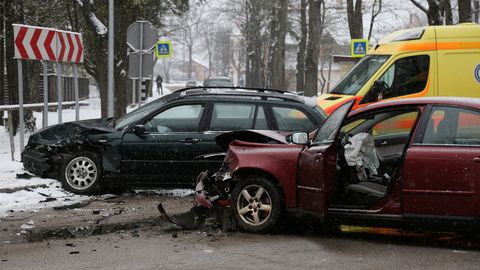 ETTEVAATUST! ⟩ Läti püsib ohtliku liiklusega riikide tipus