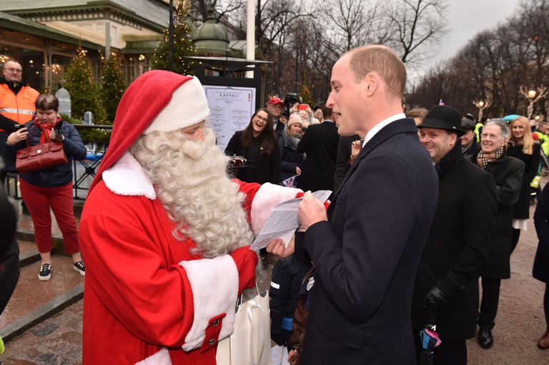 Prints William kohtus Soomes jõuluvanaga