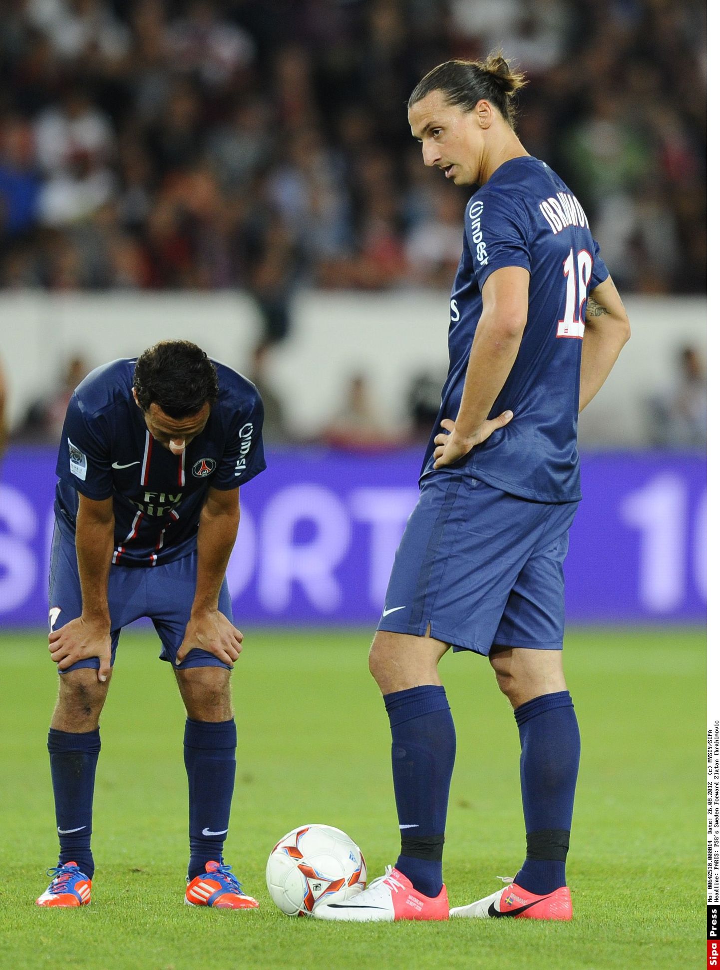 Zlatan Ibrahimovic (paremal) ja Nene ei ole veel saanud liigas võidurõõmu maitsta.