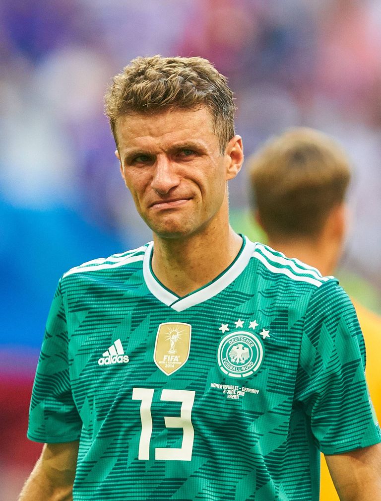 Saksamaa koondise üks tituleeritumaid jalgpallureid, ääreründaja Thomas Müller lahkus Kaasani staadionilt pisarais.