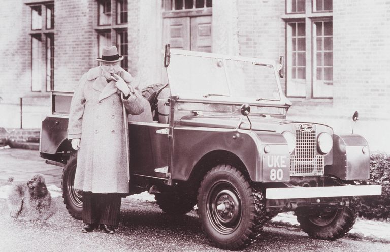 Vinstons Čērčils un Land Rover Defender