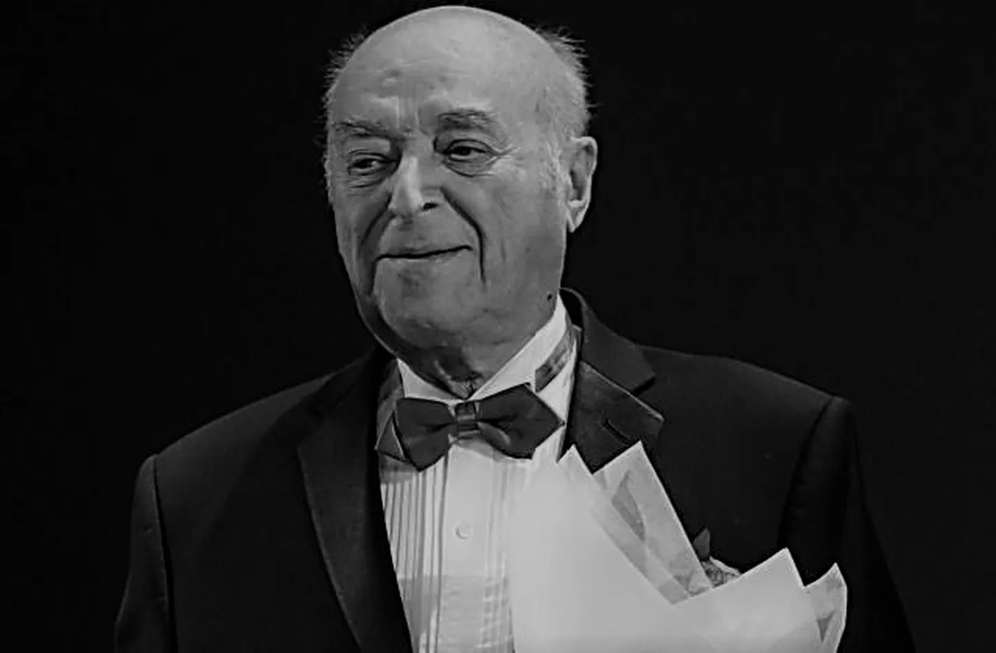 Владимир Этуш