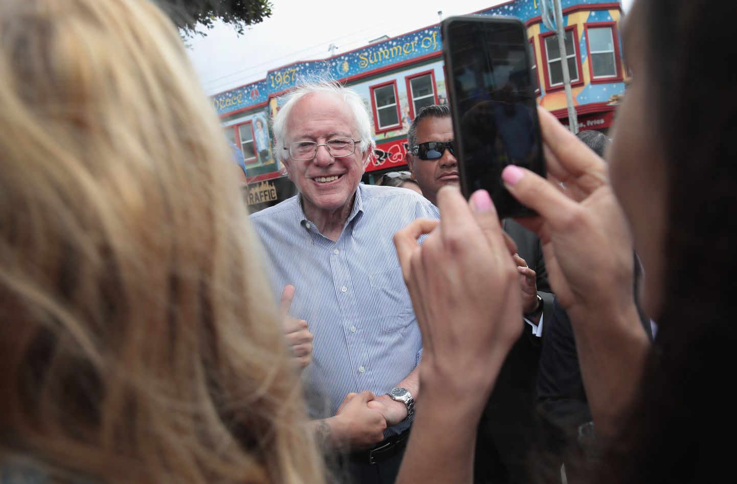 San Franciscos esmaspäeval kampaaniat jätkanud Bernie Sanders kinnitas, et ei anna alla.