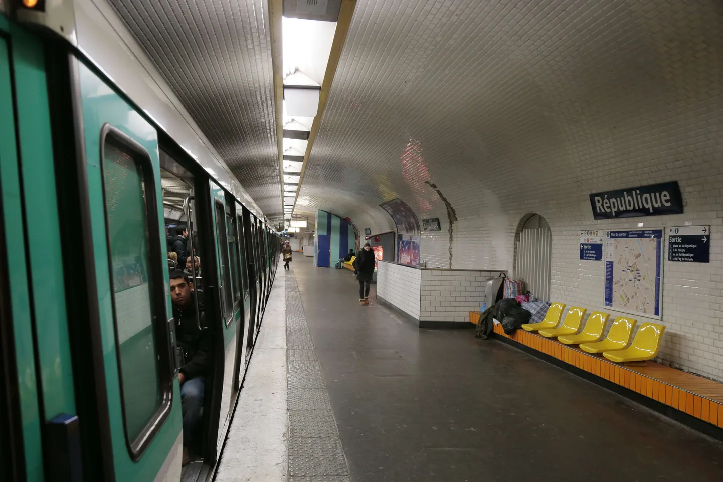 Metroo. Pilt on illustreeriv.