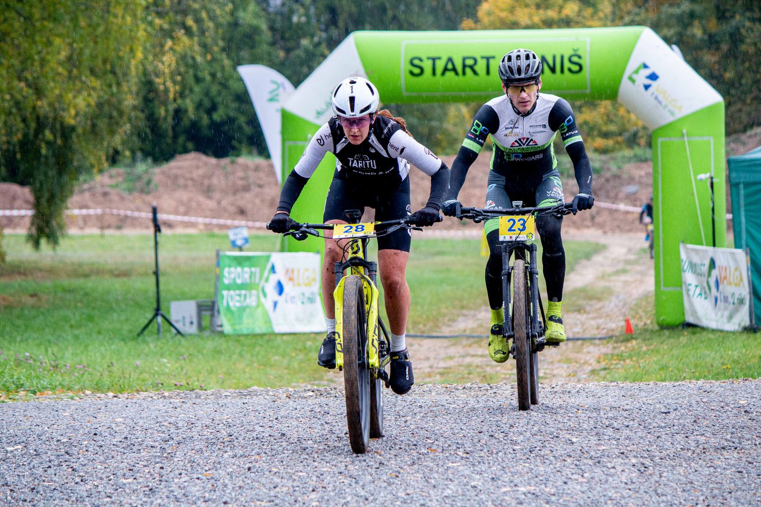 Valga külje all Jaanikese motokeskuses peeti maastikujalgrataste võistlus, mis oli Valga-Valka nelikürituse 4. etapp.