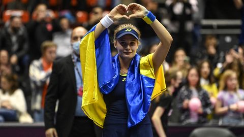 Kaks päeva sõja eest maa-aluses parklas varjunud Ukraina tennisist jõudis Prantsusmaal finaali