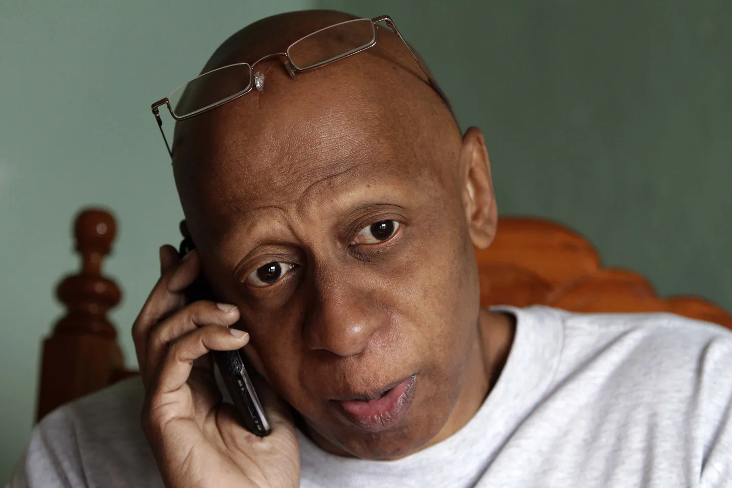 Kuuba dissident Guillermo Farinas oma kodus Santa Claras.