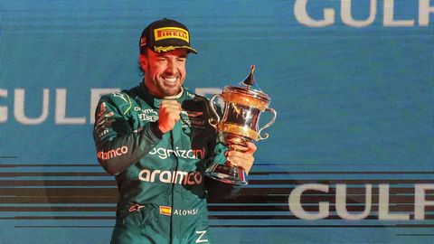 AMETLIK ⟩ 42-aastane Alonso sõidab F1s veel mitu hooaega