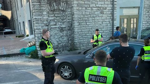 Politsei pidas Sossimäel kinni narkojoobe kahtlusega autojuhi