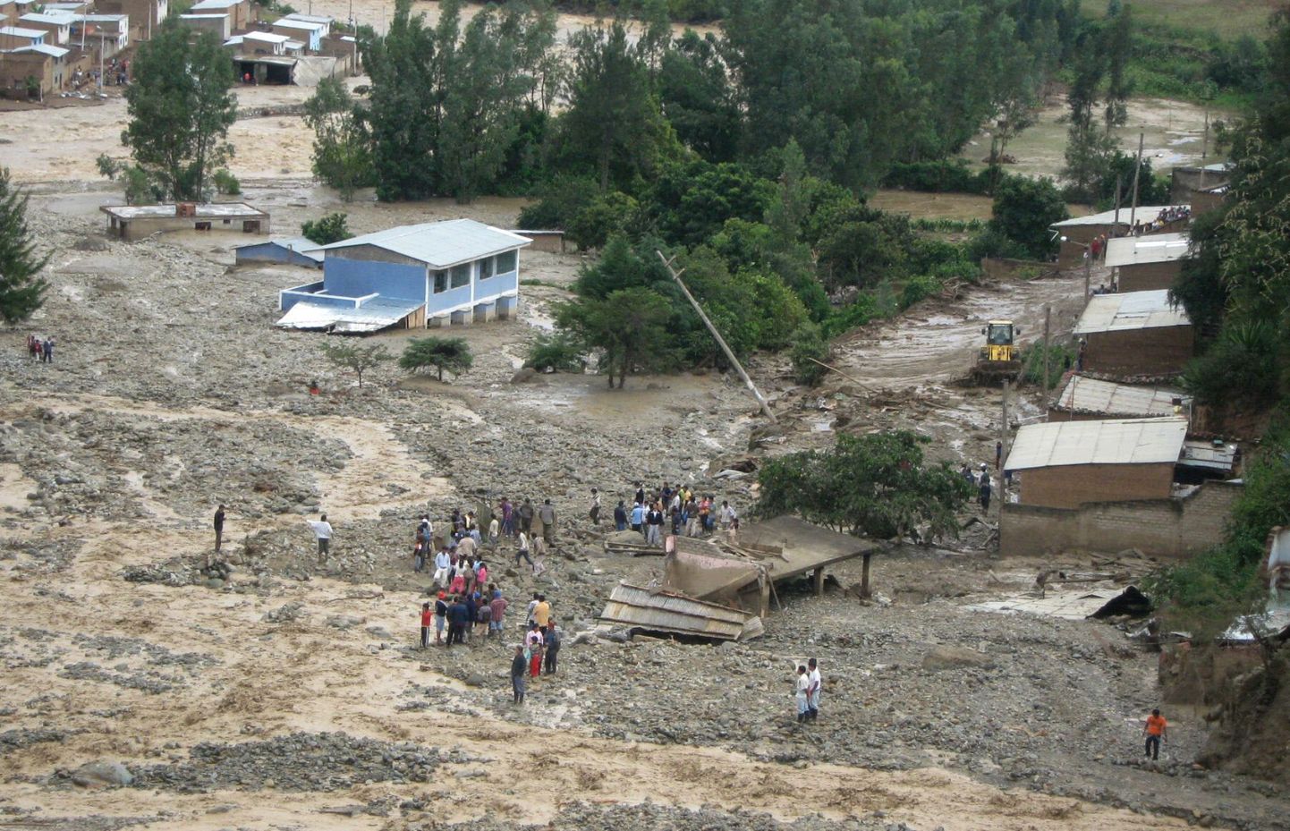 Peruus jäi Ambo küla mudalaviini alla.