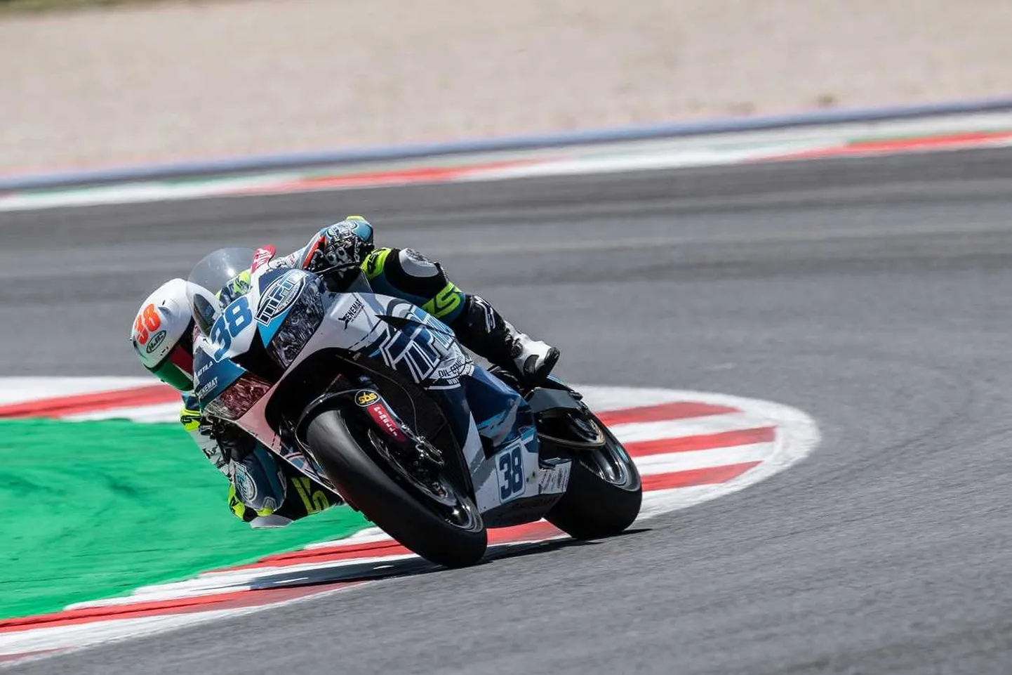 Hannes Soomer Misano ringrajal.