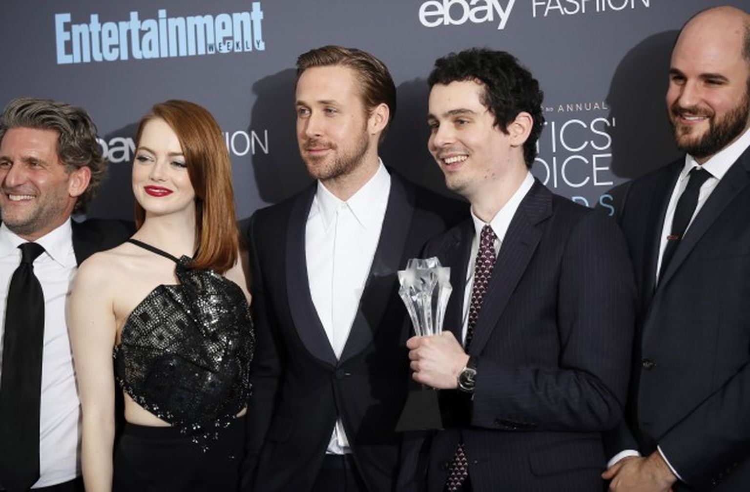"La La Land" radošā komanda saņem "Critics Choice" balvu