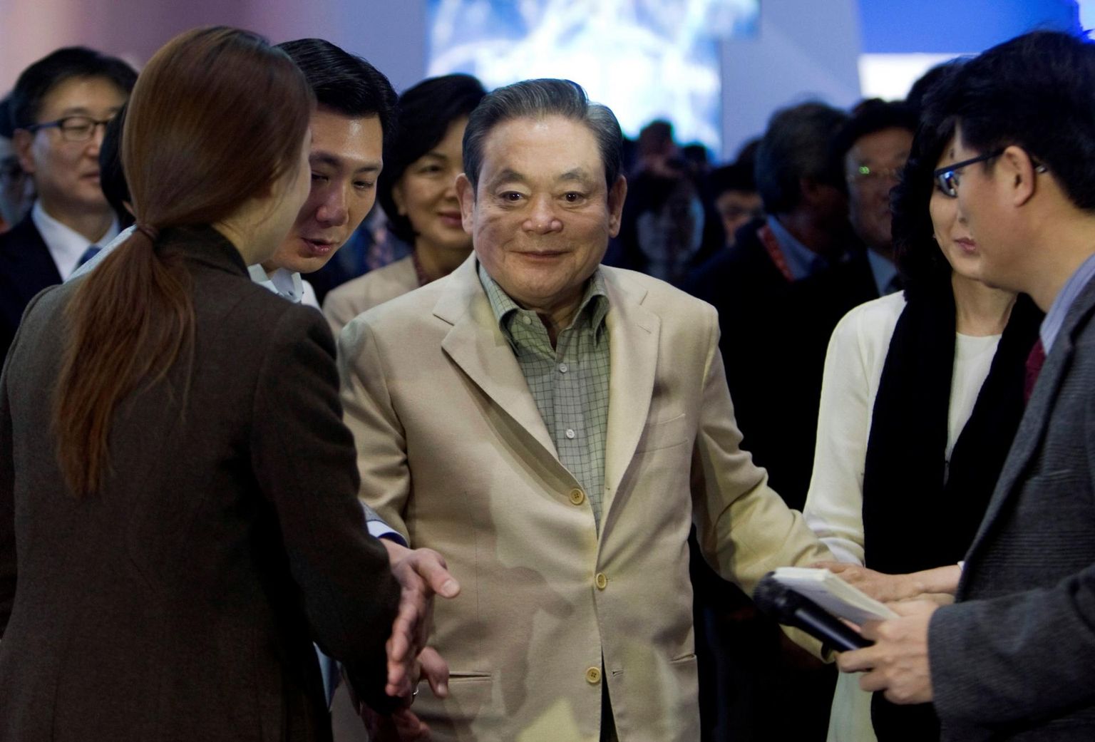 Samsungi möödunud aastal surnud tegevjuht Lee Kun-hee oli surres Lõuna-Korea rikkaim inimene. 