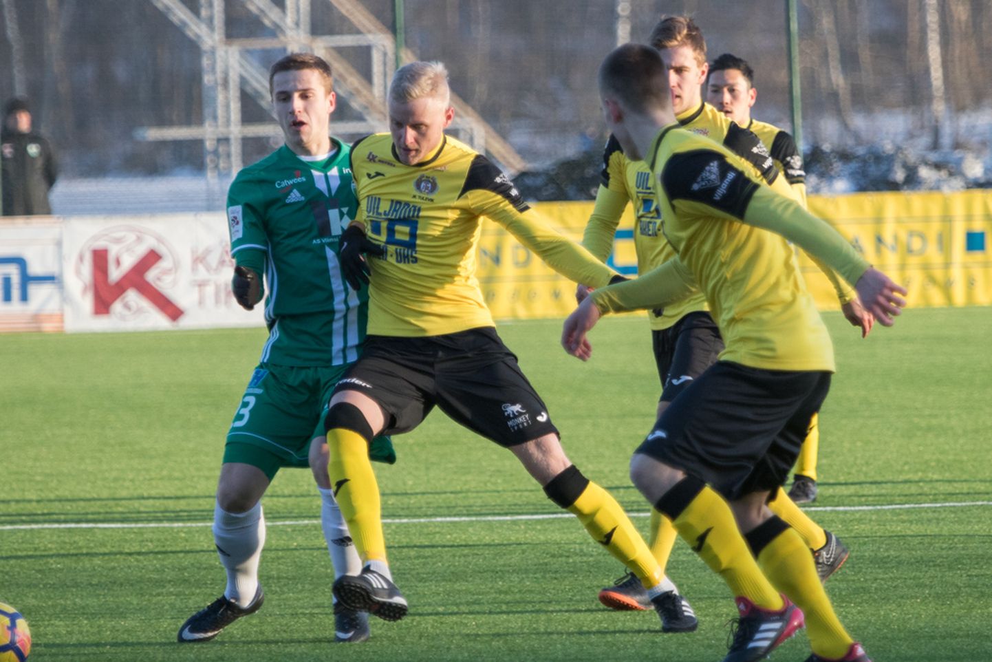Viljandi jalgpalliklubi Tulevik ei suutnud Narvas turniiritabelisse punkte lisada. Pilt on tehtud kohtumisel FCI Levadiaga.