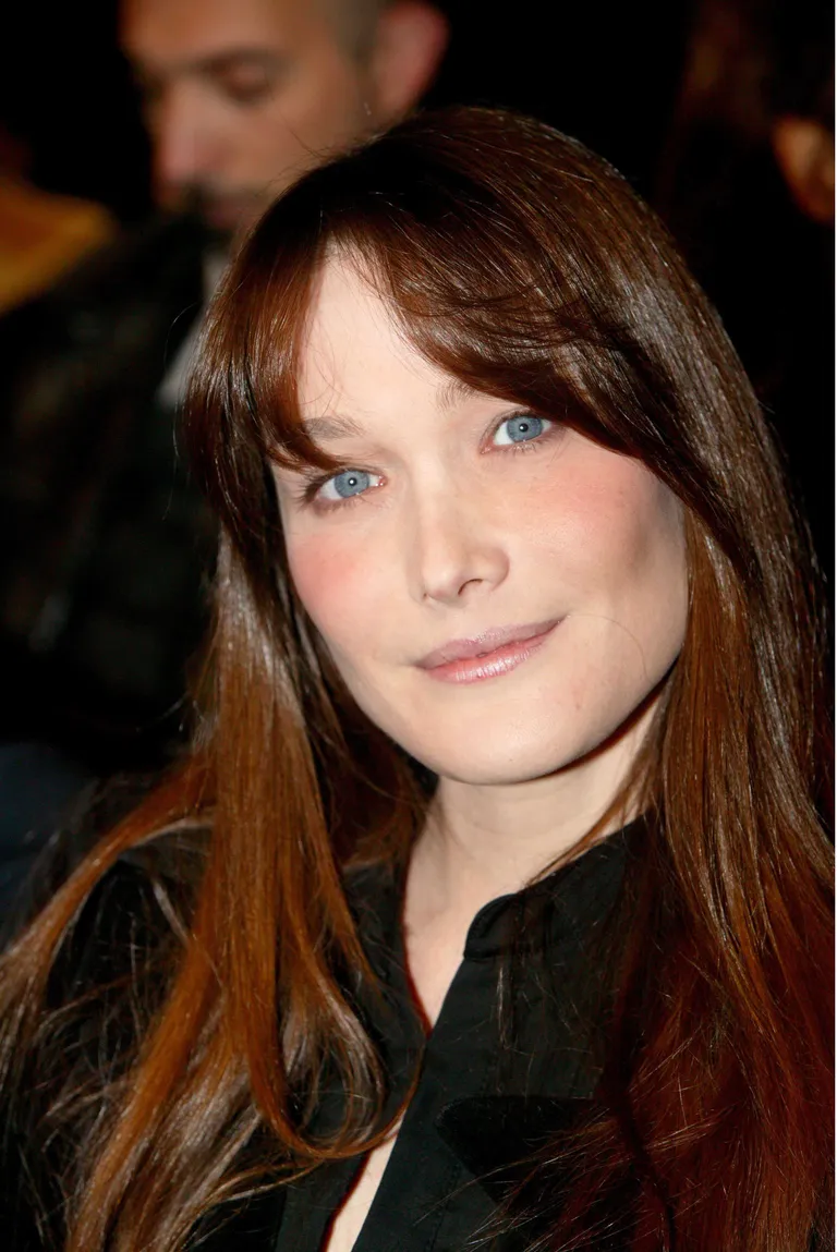 Carla Bruni-Sarkozy 2003. aasta 15. veebruaril / Scanpix