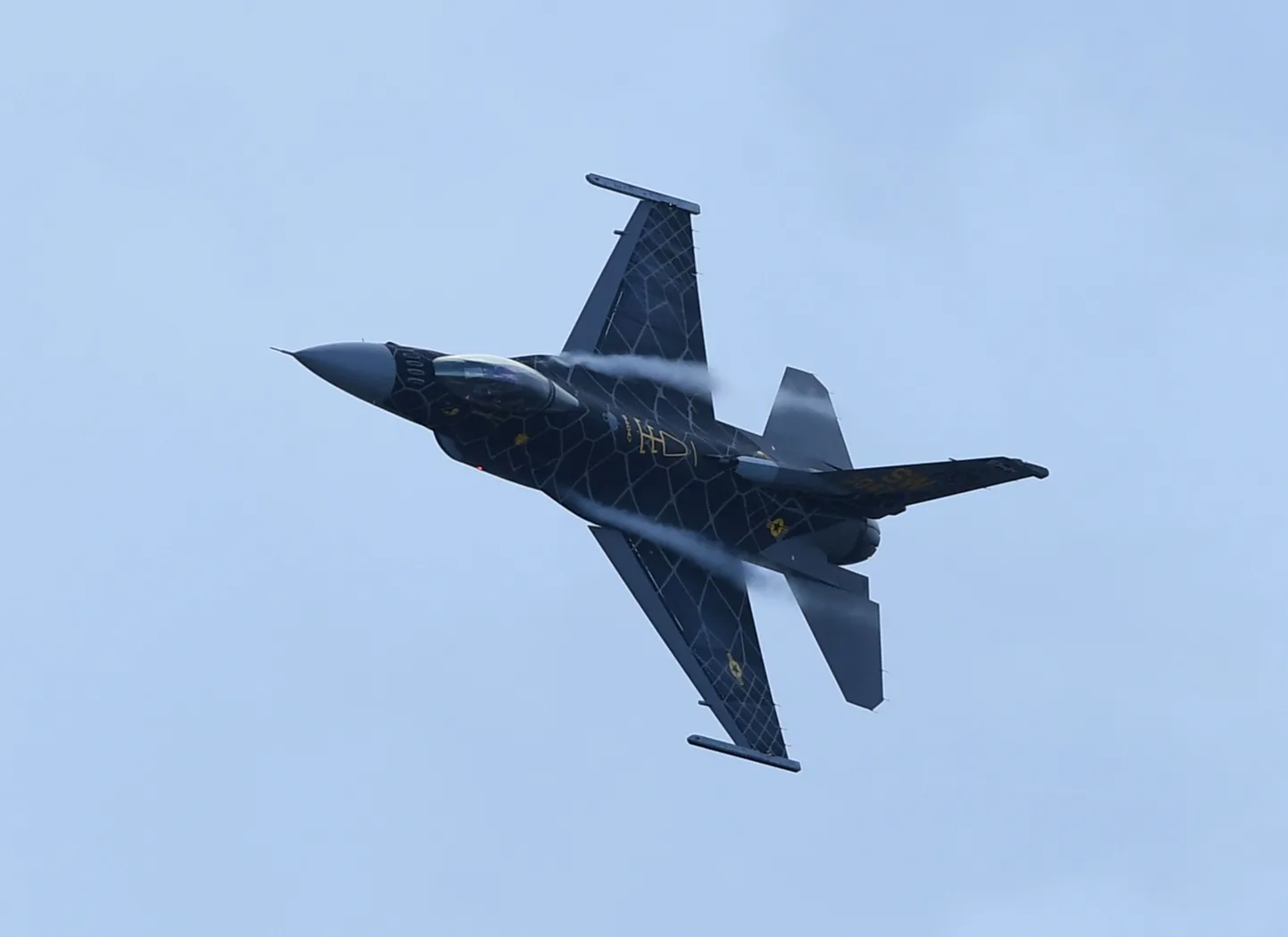 Hävitaja F-16 Viper.