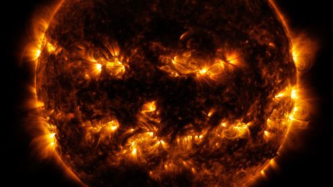 Astronoomide sõnul on Päikesel «keskeakriis»