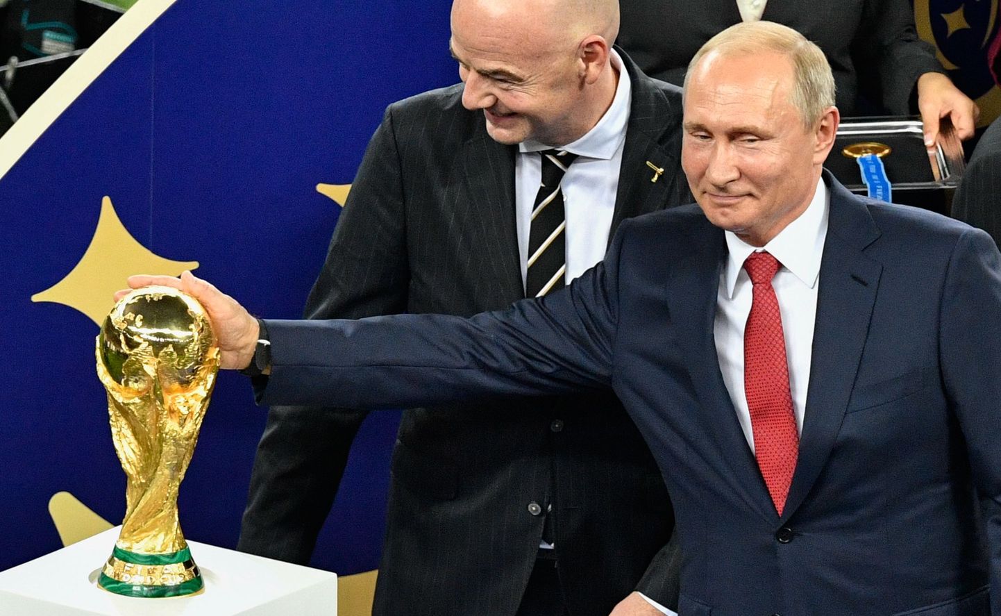 Venemaa president Vladimir Putin 2018. aastal jalgpalli MM-finaali vaatamas.