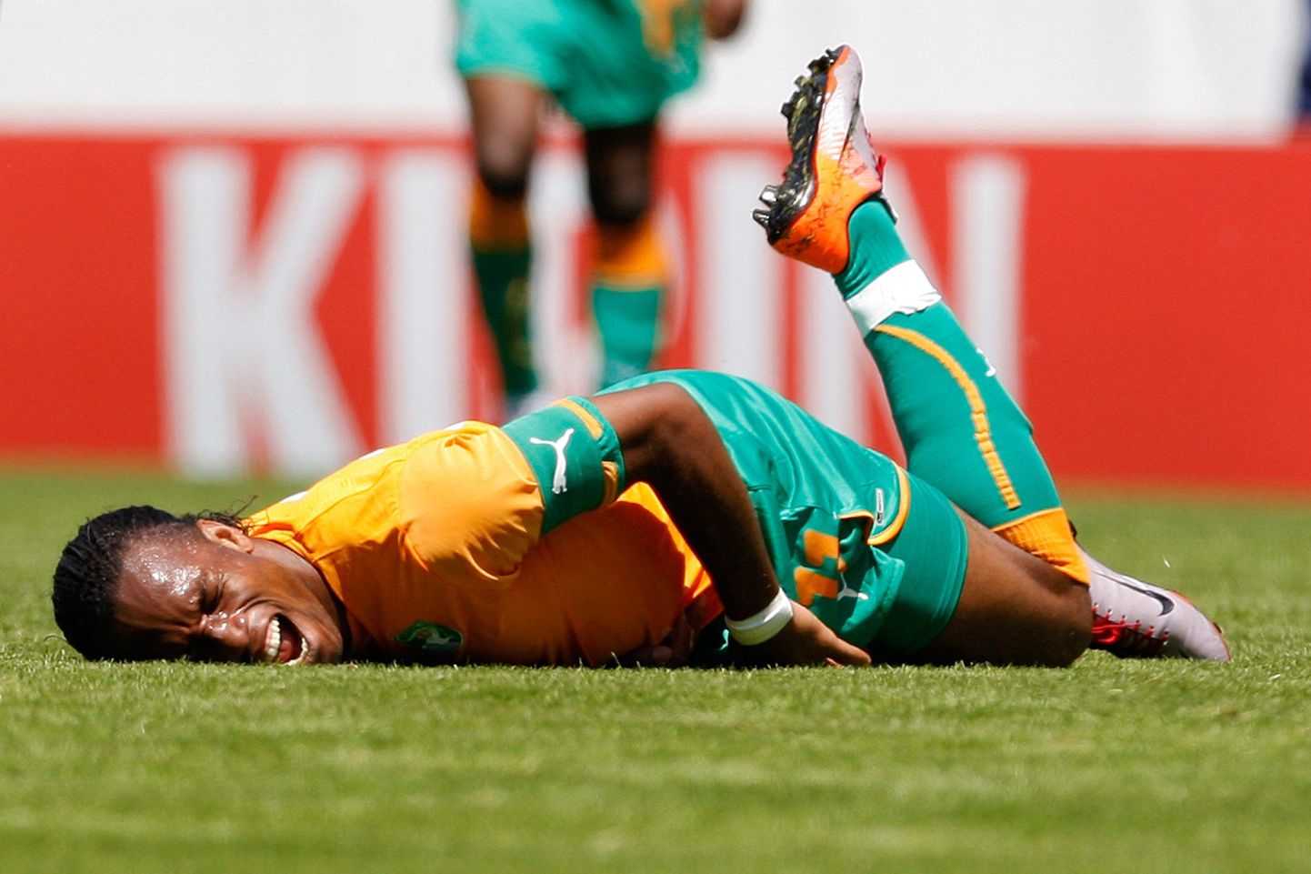 Didier Drogba sai sõprusmängus vigastada.