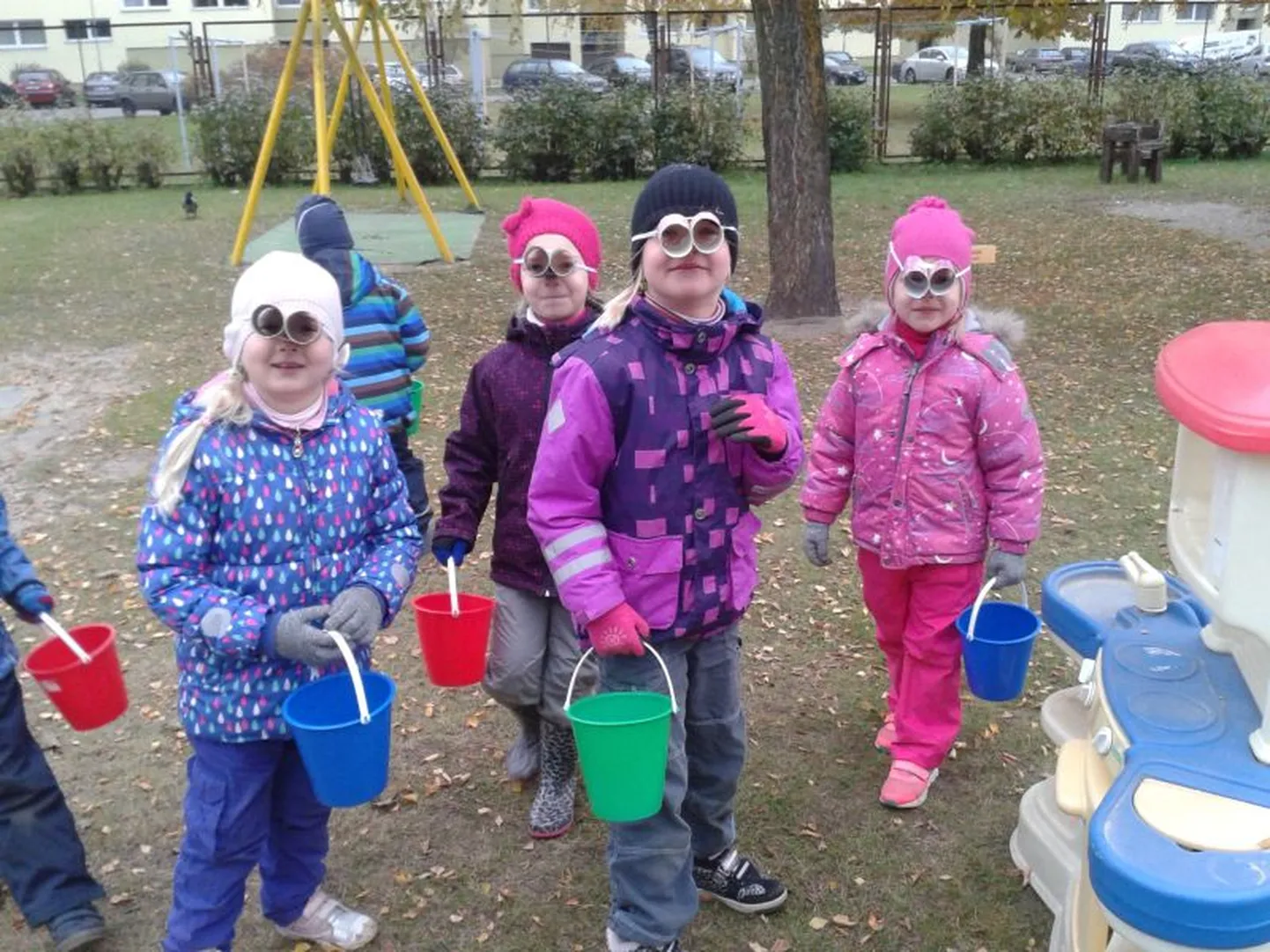 Lasteaiaõpetajad said osa avastusõppe kogemustest.
