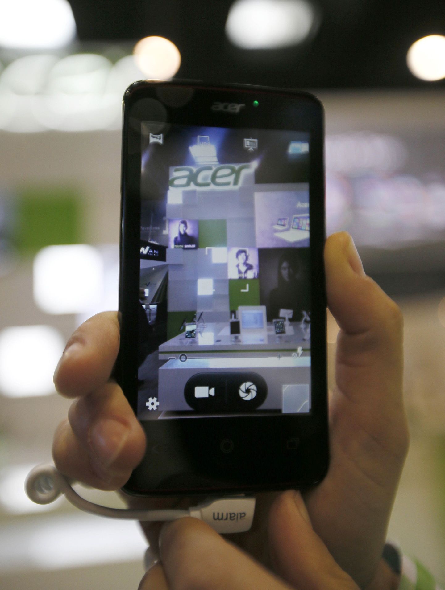 Acer Liquid Z4 Androidi kasutav nutitelefon, mida esitleti äsja Barcelona tehnoloogiamessil
