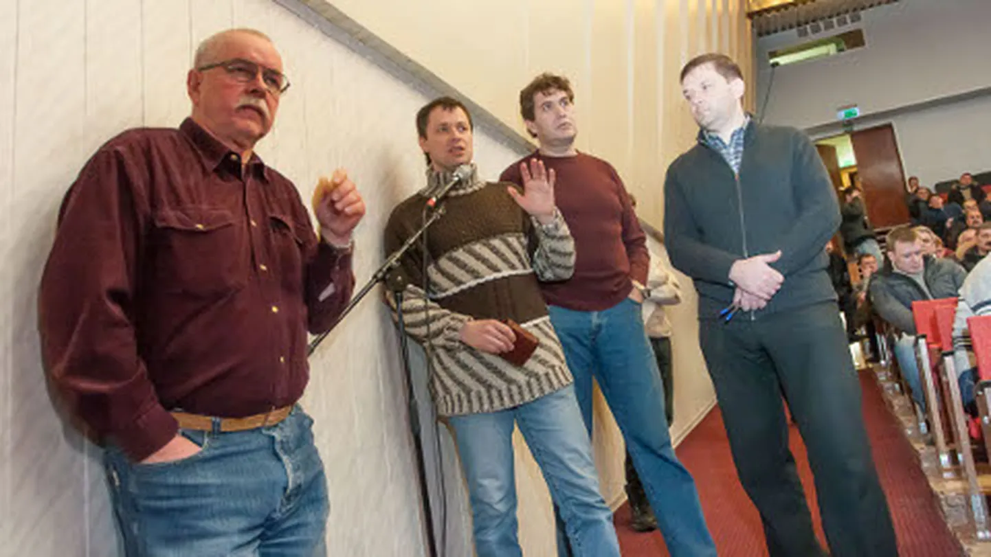 Ametiühingu Narva Energia juht Vladimir Aleksejev ütles laupäevasel konverentsil, et delegaadid kehtestavad nõudmistele alumise piiri, millest tema enam edaspidistel läbirääkimistel taganeda ei või.