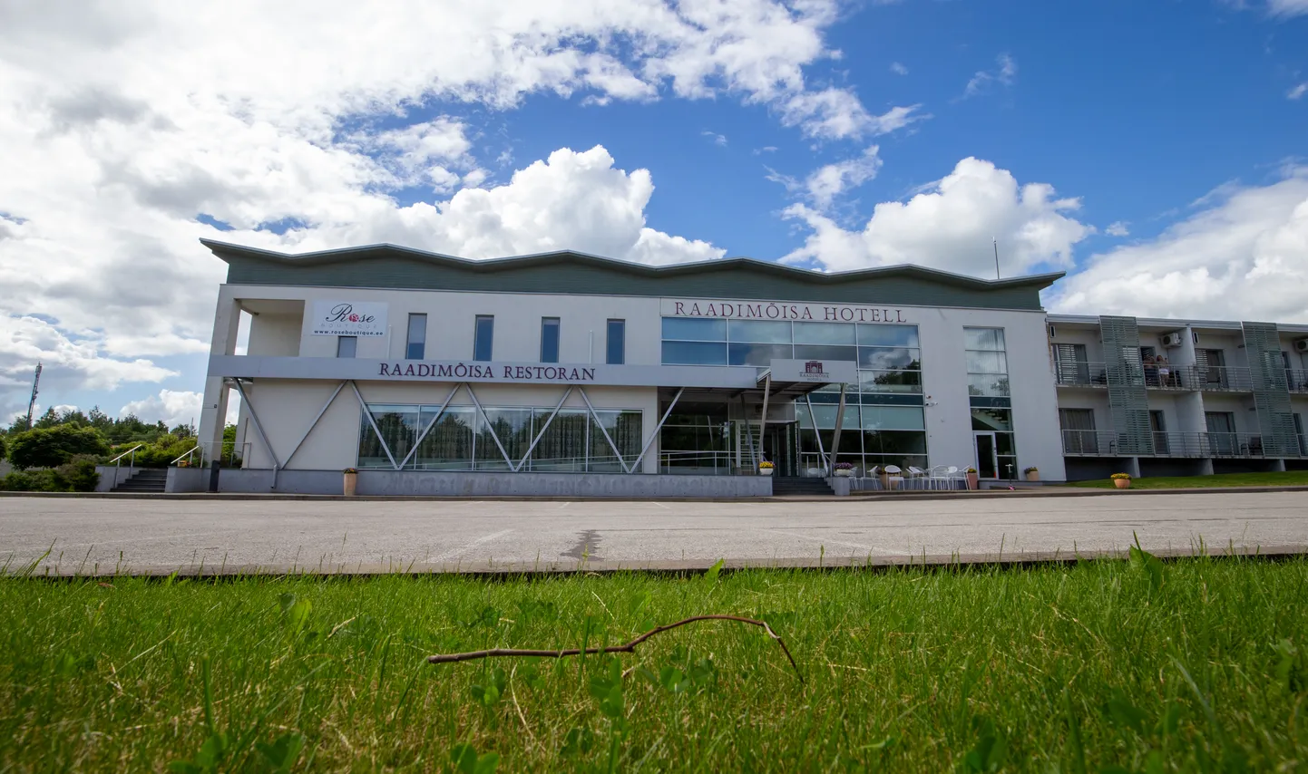Raadimõisa hotell.
