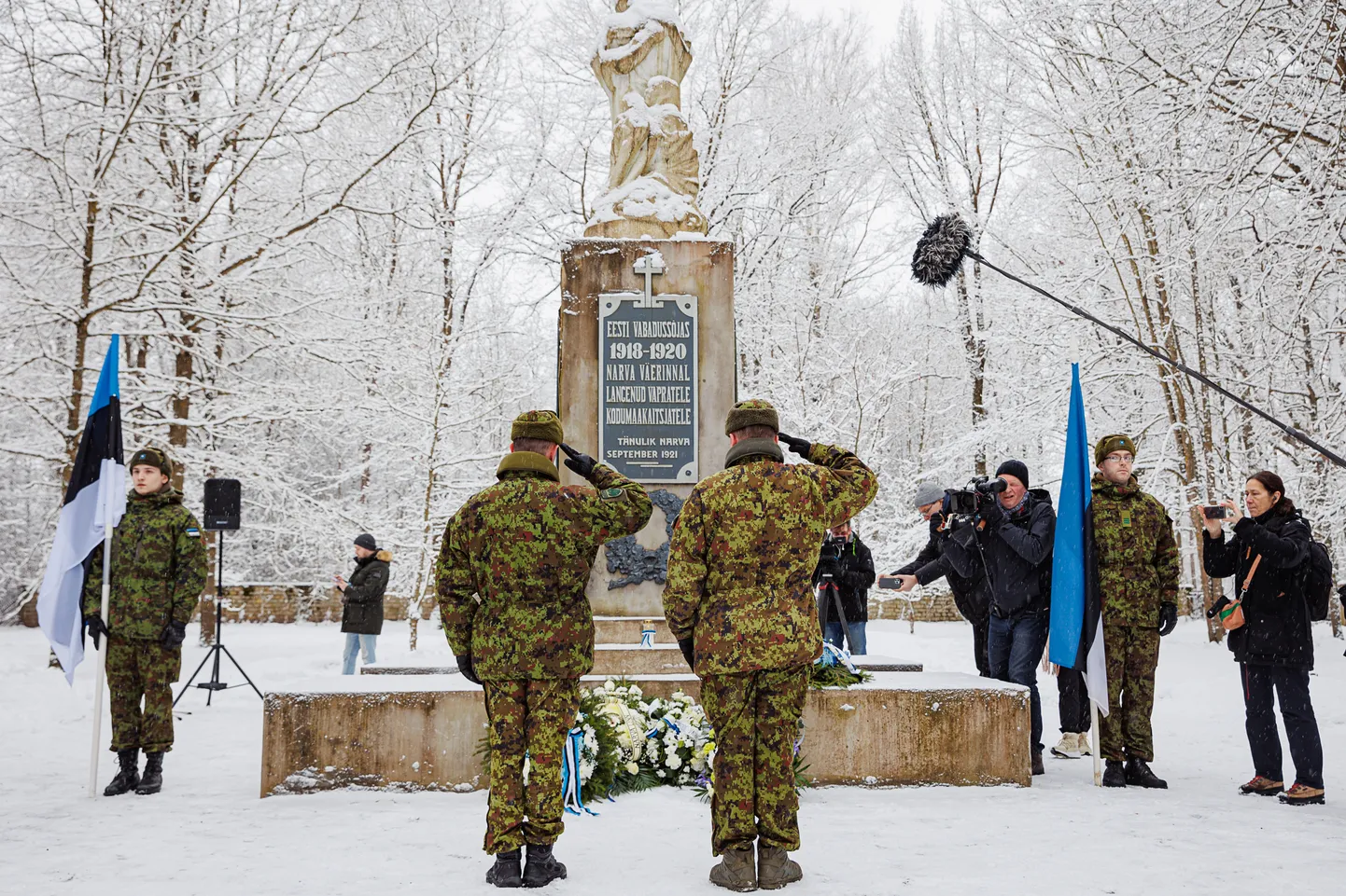 Tartu rahu mälestustseremoonia Narva Garnisoni kalmistu Vabadussõja mälestusmärgi juures möödunud aasta 2. veebruaril.