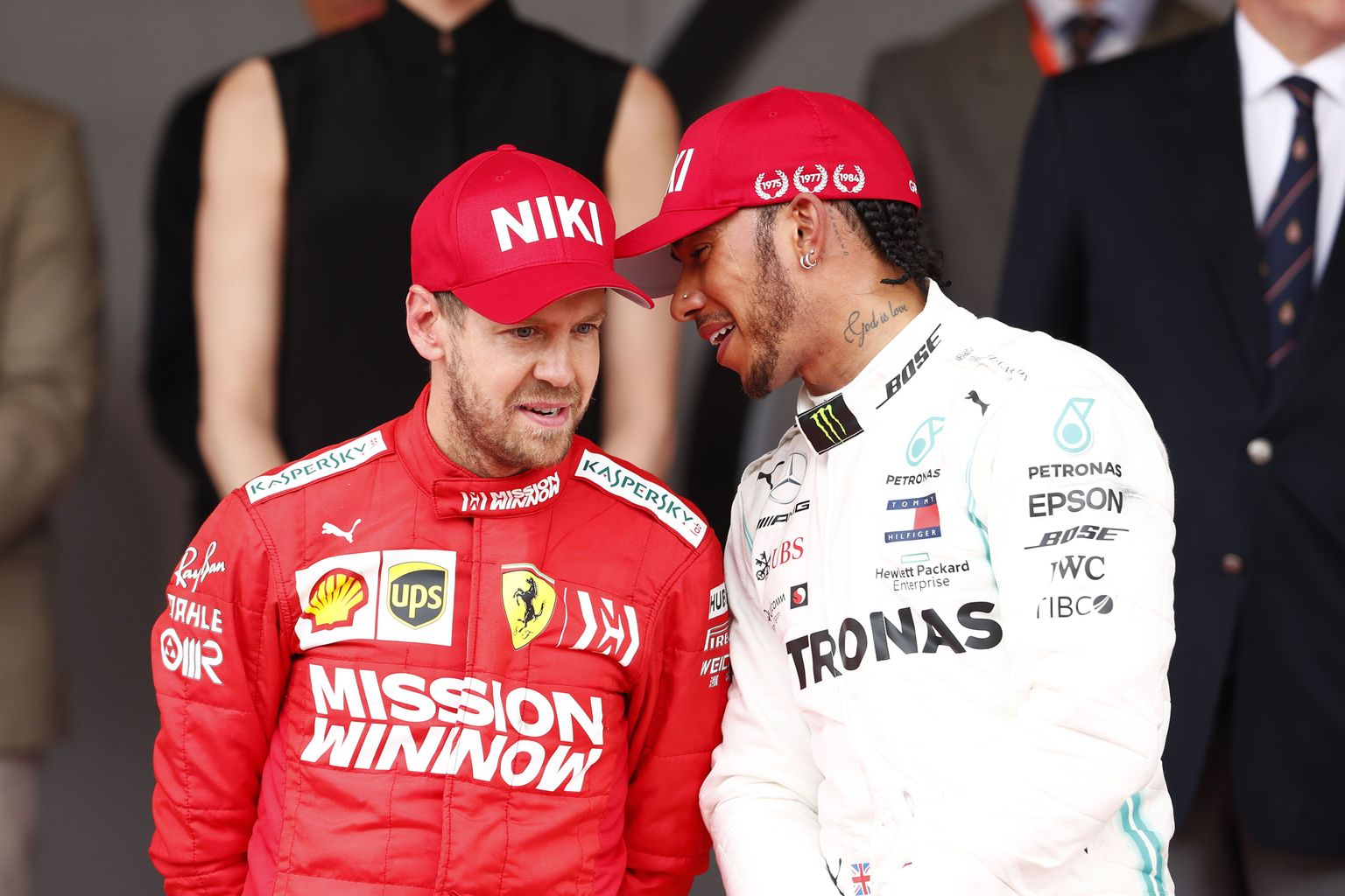Sebastian Vettel (vasakul) ja Lewis Hamilton.