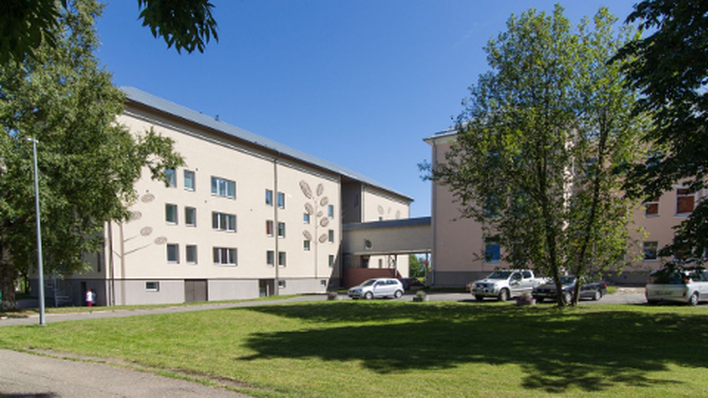 Jõhvis soovitakse perearste ja teisi spetsialiste koondavaks tervisekeskuseks renoveerida SA Jõhvi Haigla kõrvalhoone.
