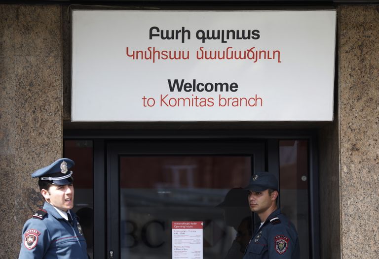Armeenias Jerevanis asuva HSBC panga harukontorit rööviti