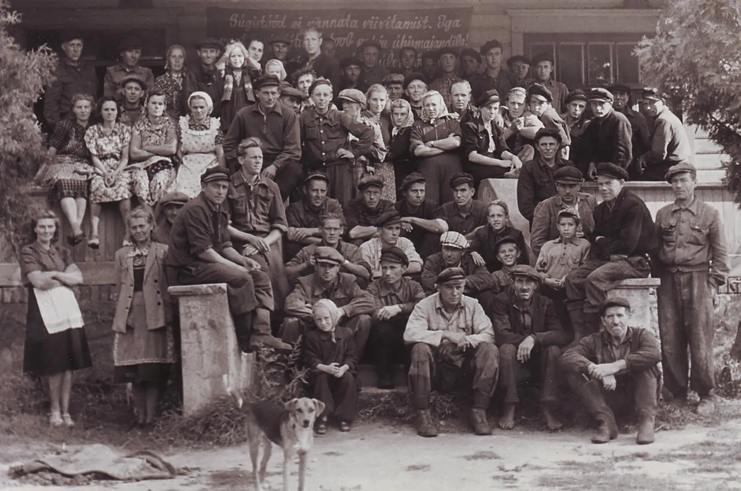 Kalurikolhoosi Kalur rahvas 1955. aastal.