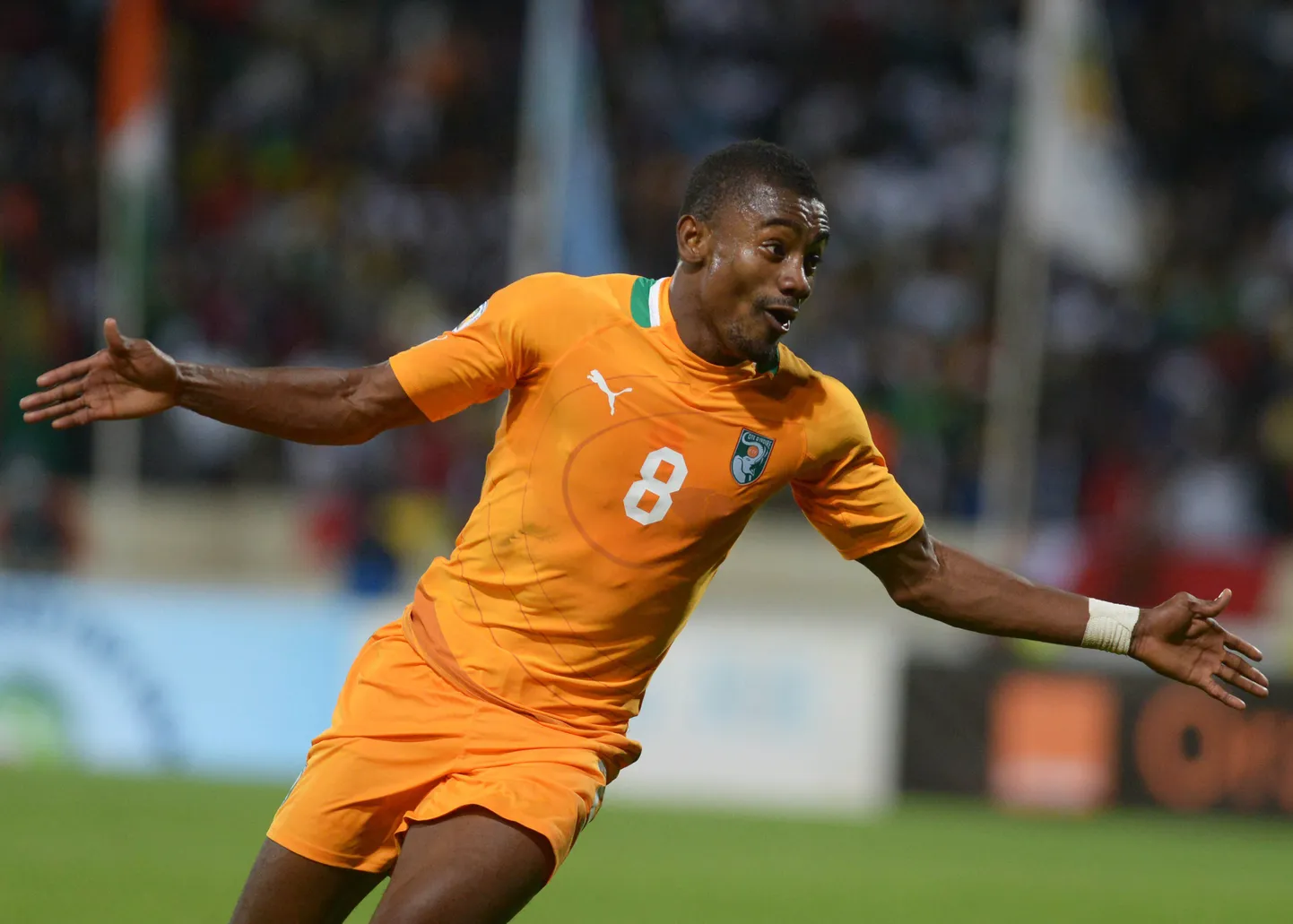 Salomon Kalou väravat tähistamas.