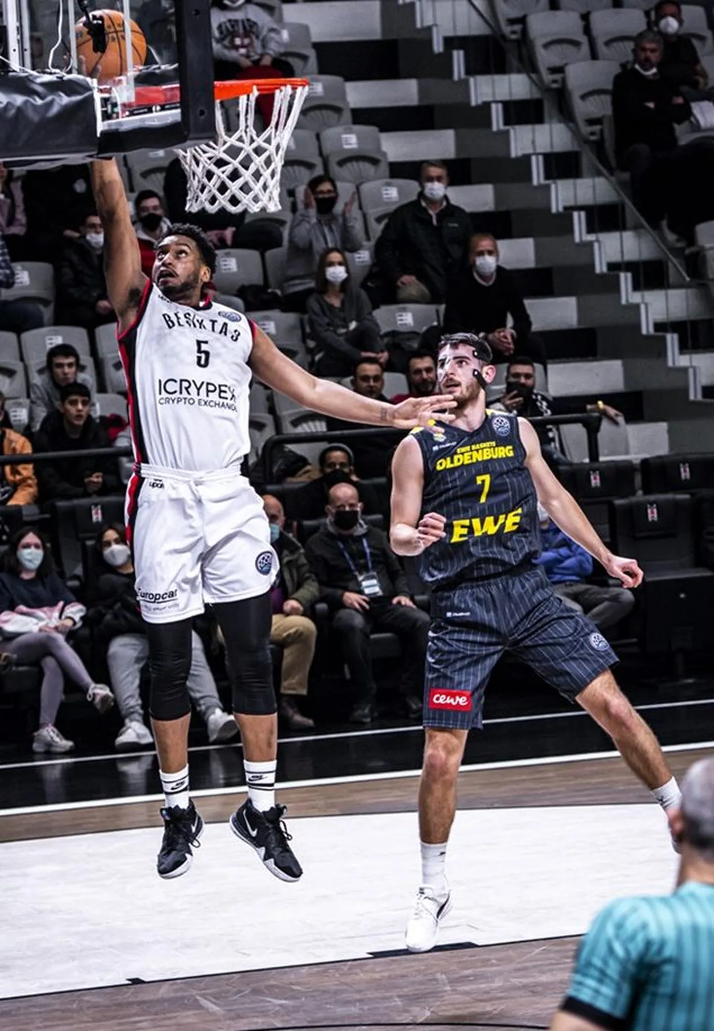 Trevon Bluiett (viskel).